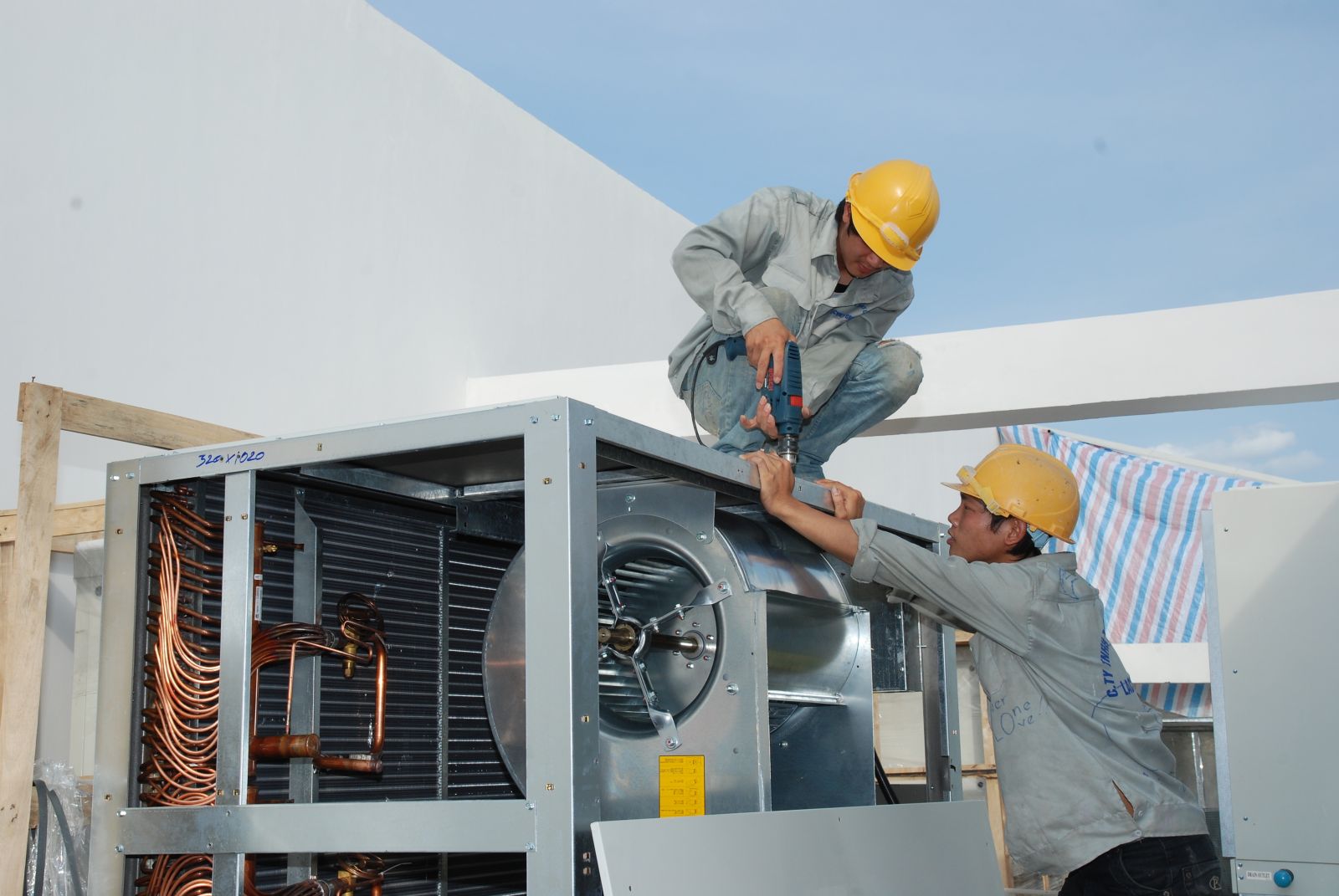 GIÁ MÁY LẠNH CÔNG NGHIỆP DAIKIN TẠI TPHCM