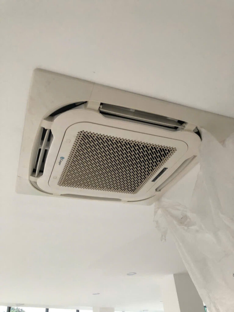 Tìm hiểu về Lắp Đặt Máy Lạnh Âm Trần 4HP tại TP.HCM và Công Dụng